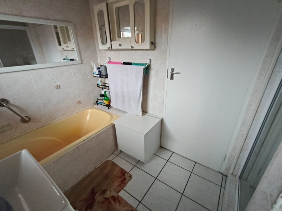 3 Bedroom Property for Sale in Aston Bay Eastern Cape